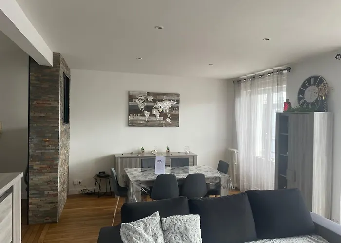 Jaures-Pilier Rouge/App Spacieux/3 Chambres/6 Pers