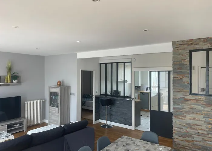 Jaures-Pilier Rouge/App Spacieux/3 Chambres/6 Pers